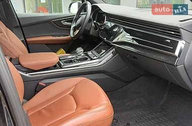 Позашляховик / Кросовер Audi Q7 2020 в Новояворівську