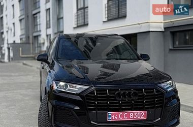 Позашляховик / Кросовер Audi Q7 2020 в Новояворівську