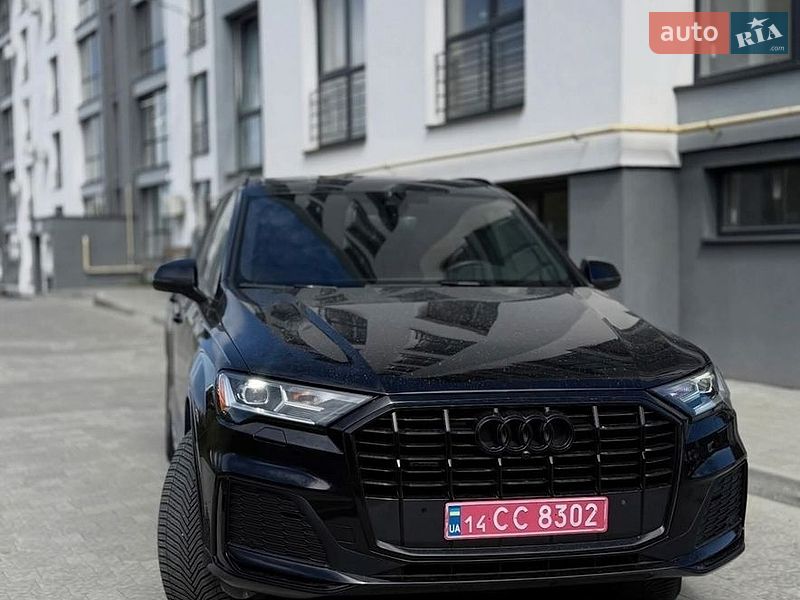 Позашляховик / Кросовер Audi Q7 2020 в Новояворівську