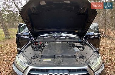 Внедорожник / Кроссовер Audi Q7 2017 в Киеве