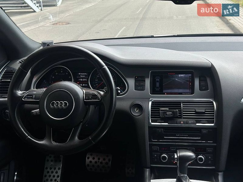 Позашляховик / Кросовер Audi Q7 2013 в Києві