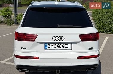 Внедорожник / Кроссовер Audi Q7 2016 в Киеве