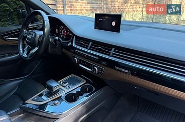 Внедорожник / Кроссовер Audi Q7 2016 в Киеве