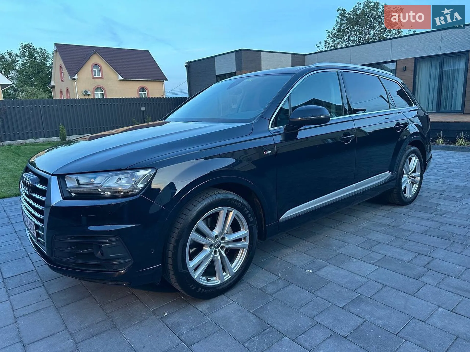 2016 Audi Q7 - мініатюра 2