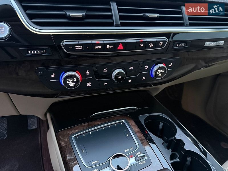 Внедорожник / Кроссовер Audi Q7 2016 в Кременчуге фото 9 Внедорожник / Кроссовер Audi Q7 2016 в Кременчуге