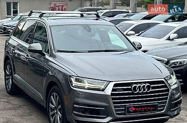 Позашляховик / Кросовер Audi Q7 2017 в Одесі