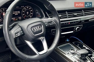 Позашляховик / Кросовер Audi Q7 2017 в Одесі