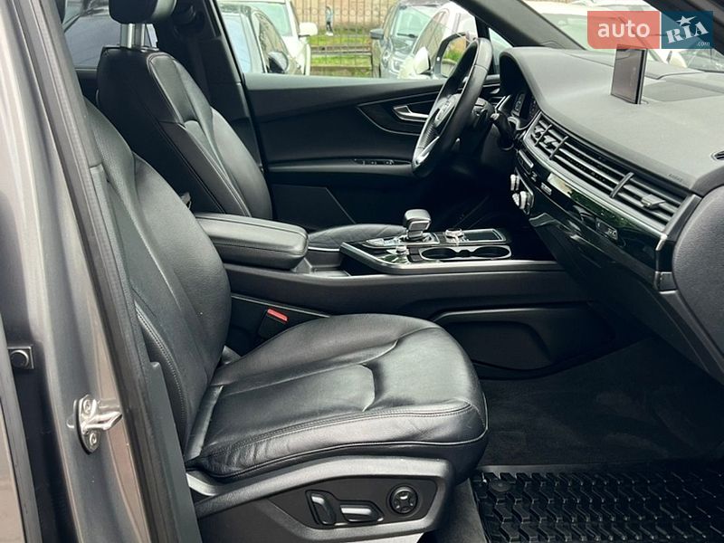 Позашляховик / Кросовер Audi Q7 2017 в Одесі