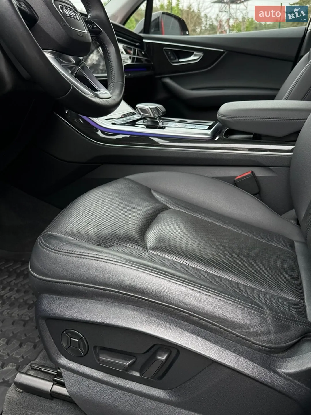 2020 Audi Q7 - мініатюра 18