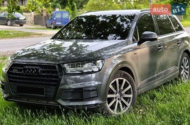Внедорожник / Кроссовер Audi Q7 2016 в Каменец-Подольском