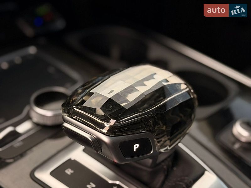 Позашляховик / Кросовер Audi Q7 2015 в Києві фото 20 Позашляховик / Кросовер Audi Q7 2015 в Києві