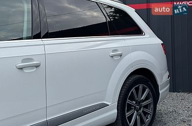 Внедорожник / Кроссовер Audi Q7 2016 в Луцке