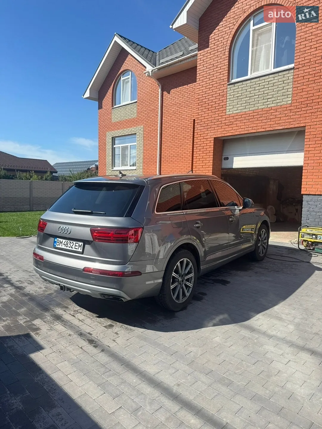 Audi Q7 2016 VIN WA1VAAF72HD035361 фото оголошення 3 з 5