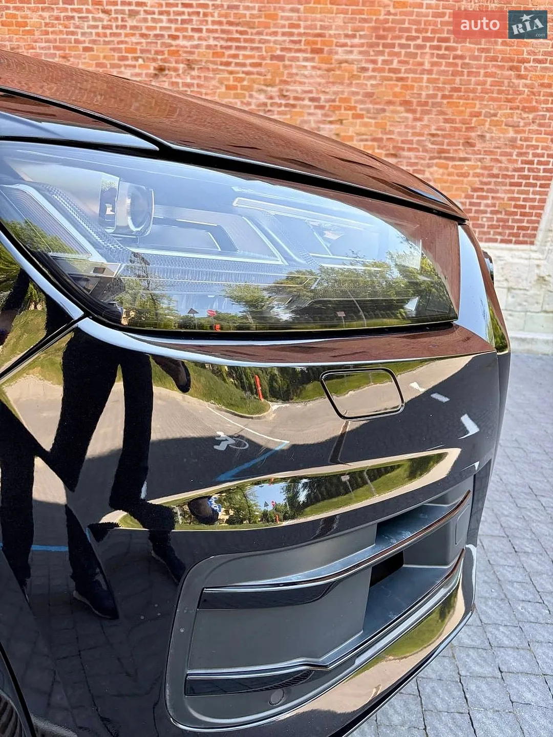 Audi Q7 2016 VIN WA1VAAF76HD011161 фото оголошення 9 з 27