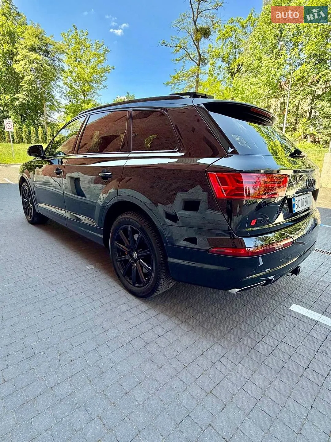 Audi Q7 2016 VIN WA1VAAF76HD011161 фото оголошення 5 з 27