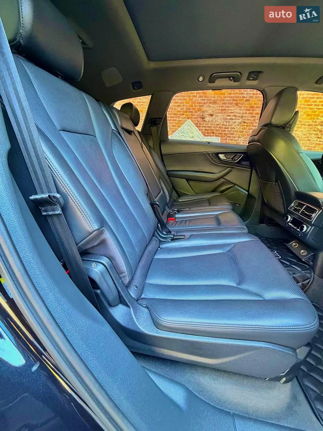 Audi Q7 2016 VIN WA1VAAF76HD011161 фото оголошення 27 з 27