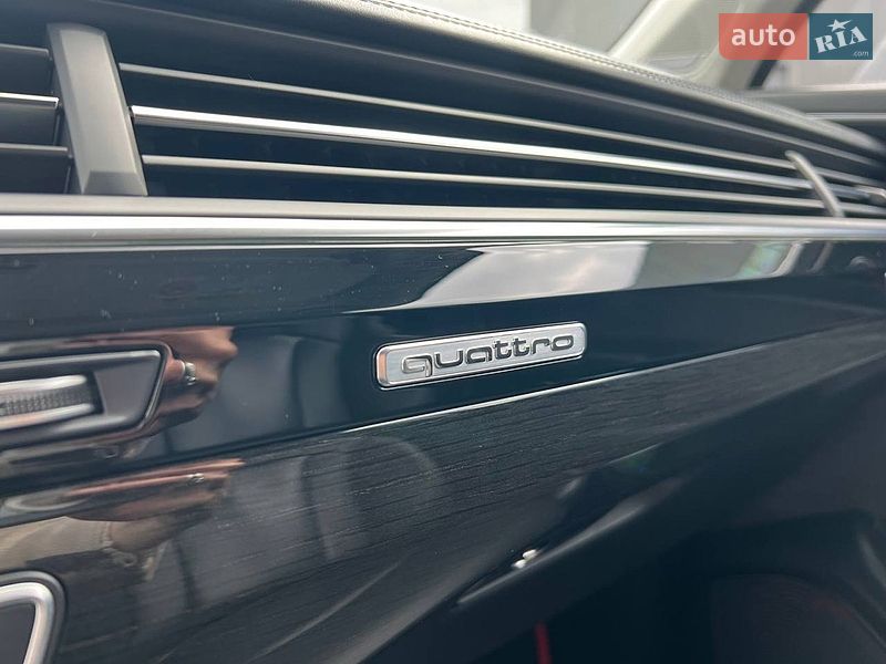 Внедорожник / Кроссовер Audi Q7 2016 в Львове