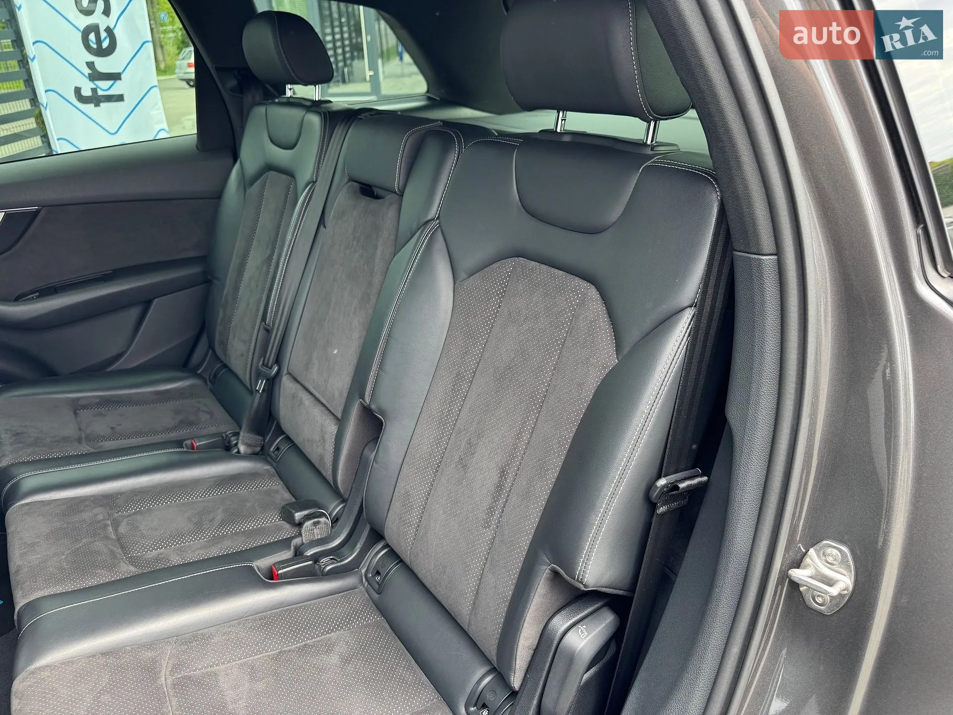 2018 Audi Q7 - мініатюра 28