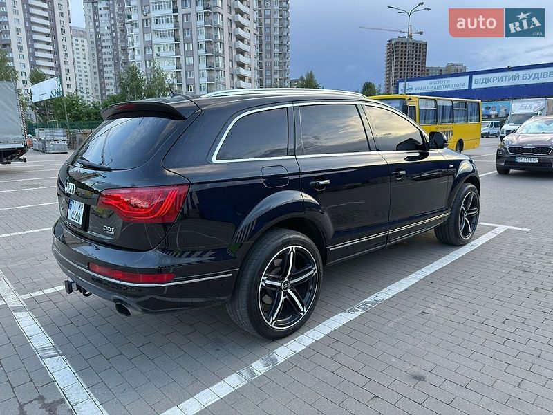 Внедорожник / Кроссовер Audi Q7 2014 в Броварах