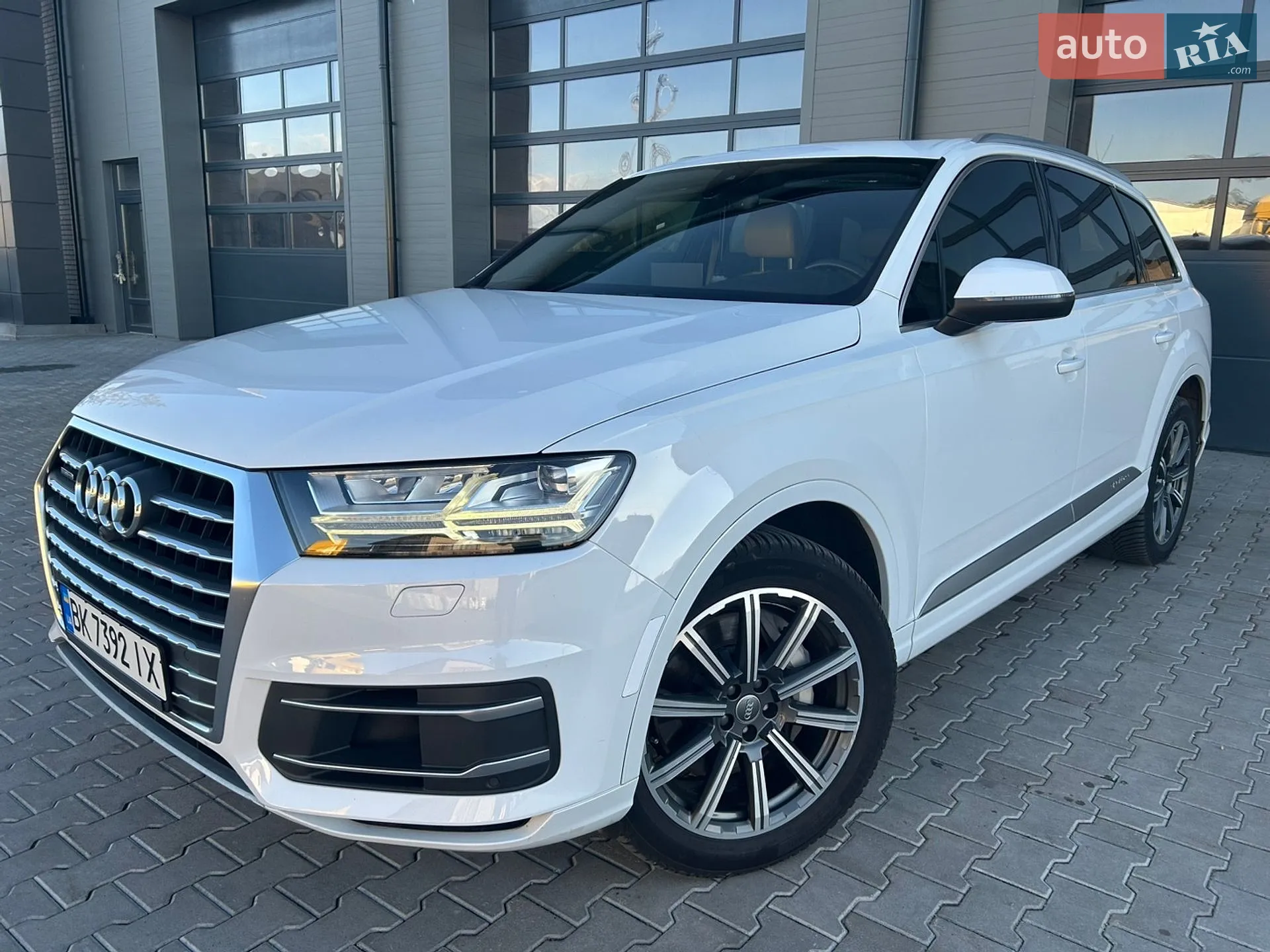 2016 Audi Q7 - мініатюра 2