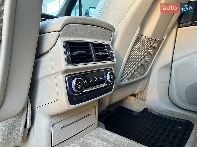 Внедорожник / Кроссовер Audi Q7 2016 в Сарнах
