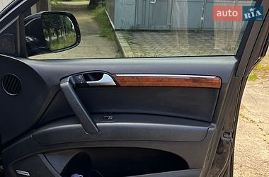 Внедорожник / Кроссовер Audi Q7 2013 в Снигиревке