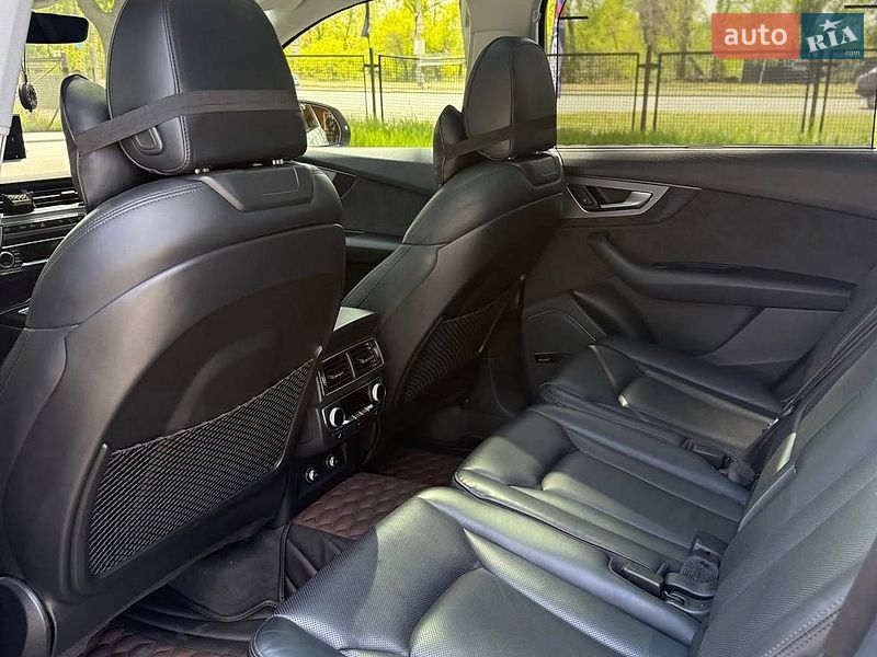 Внедорожник / Кроссовер Audi Q7 2018 в Запорожье