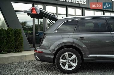 Внедорожник / Кроссовер Audi Q7 2020 в Черновцах