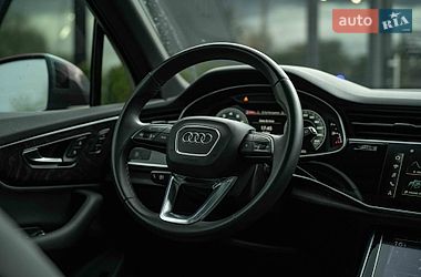 Внедорожник / Кроссовер Audi Q7 2020 в Черновцах