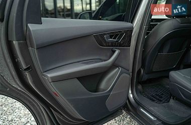 Внедорожник / Кроссовер Audi Q7 2020 в Черновцах