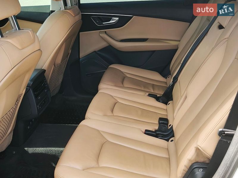 Внедорожник / Кроссовер Audi Q7 2020 в Тернополе