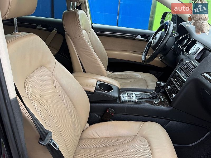 Внедорожник / Кроссовер Audi Q7 2012 в Умани
