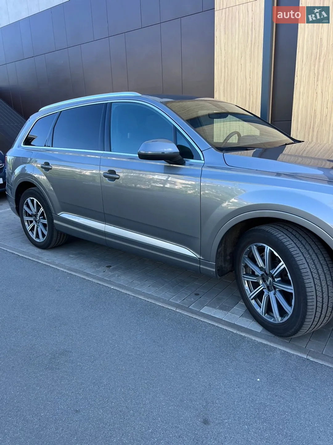 2016 Audi Q7 - мініатюра 3