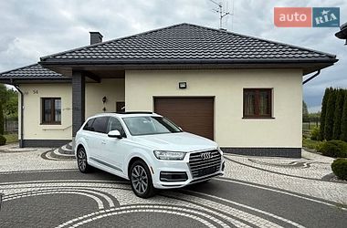Внедорожник / Кроссовер Audi Q7 2018 в Киеве