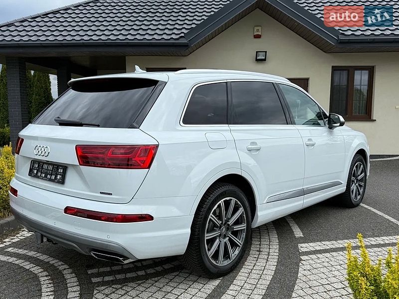 Внедорожник / Кроссовер Audi Q7 2018 в Киеве