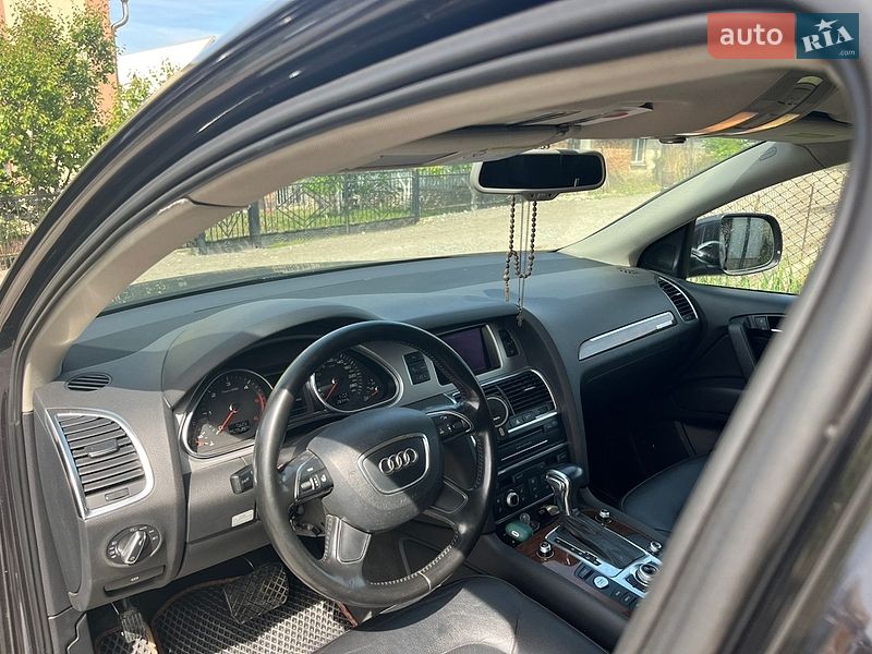 Позашляховик / Кросовер Audi Q7 2012 в Тернополі