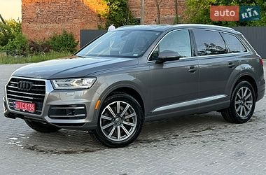 Внедорожник / Кроссовер Audi Q7 2016 в Житомире