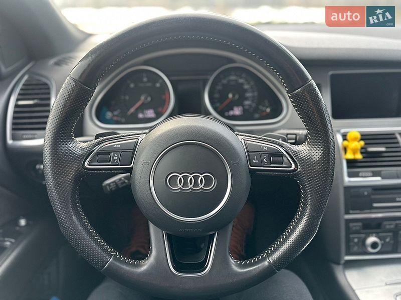 Внедорожник / Кроссовер Audi Q7 2015 в Виннице