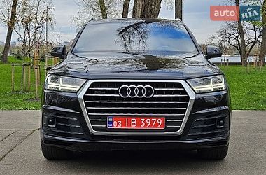 Внедорожник / Кроссовер Audi Q7 2015 в Киеве