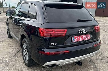 Внедорожник / Кроссовер Audi Q7 2017 в Владимире