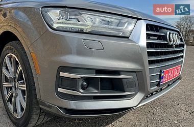 Позашляховик / Кросовер Audi Q7 2017 в Ковелі