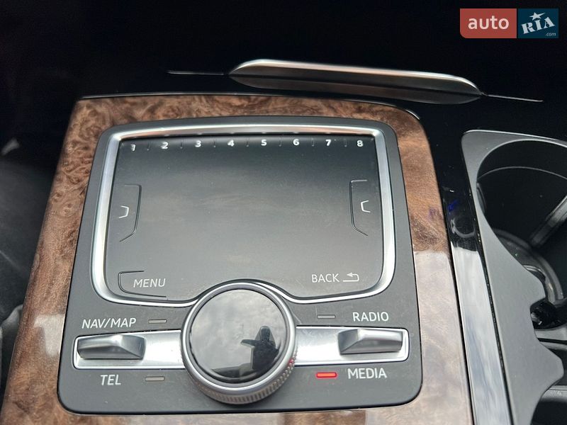 Позашляховик / Кросовер Audi Q7 2017 в Ковелі