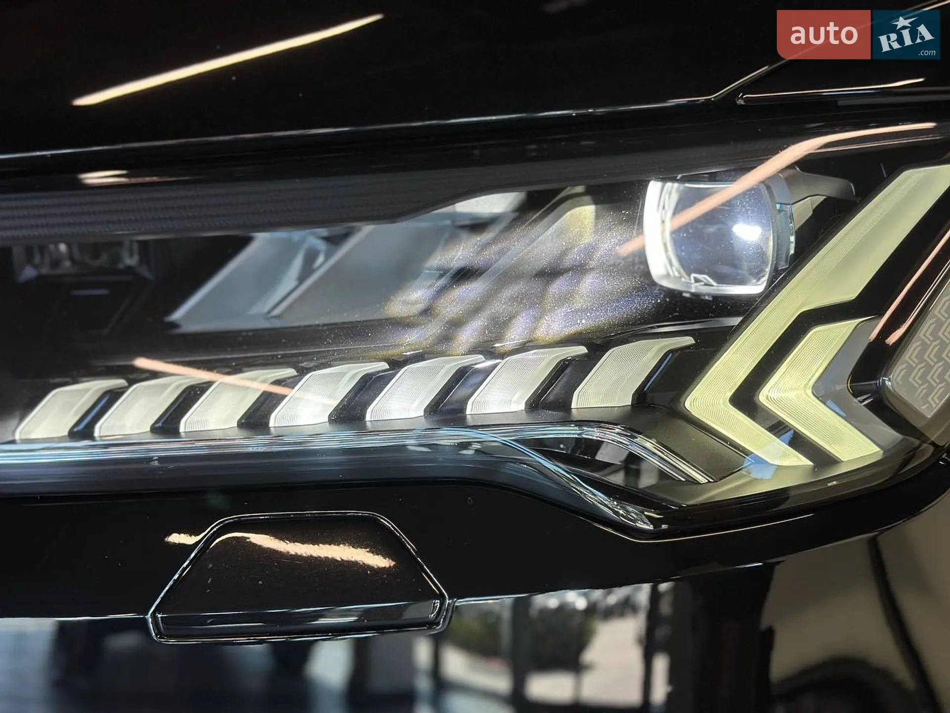2020 Audi Q7 - мініатюра 11