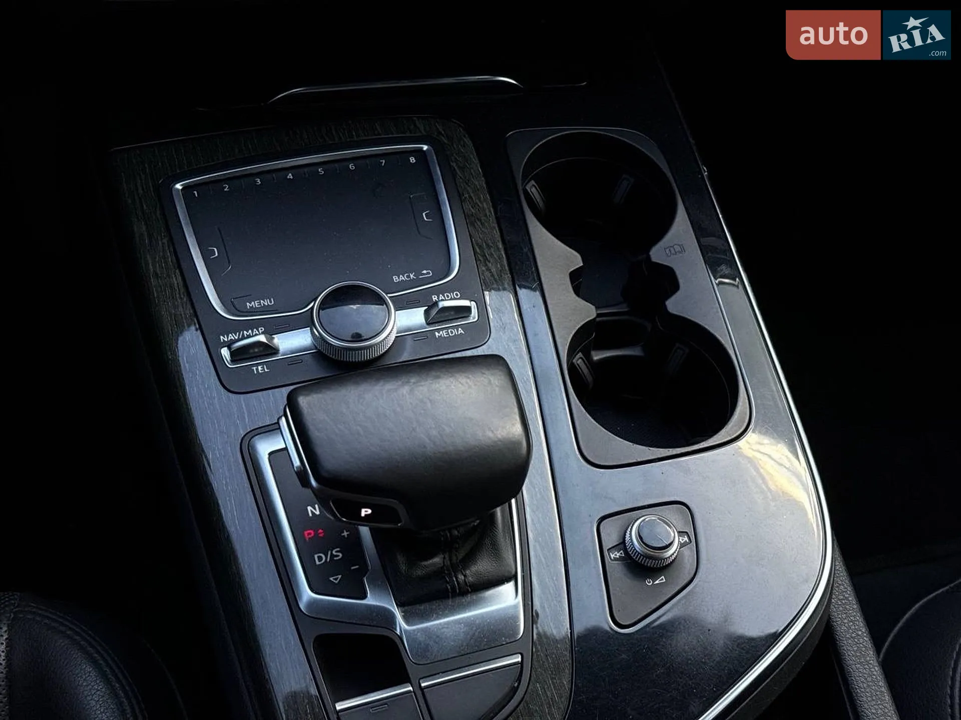 2016 Audi Q7 - мініатюра 20