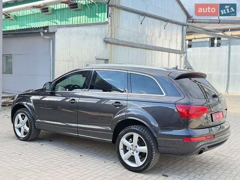 Внедорожник / Кроссовер Audi Q7 2013 в Ковеле
