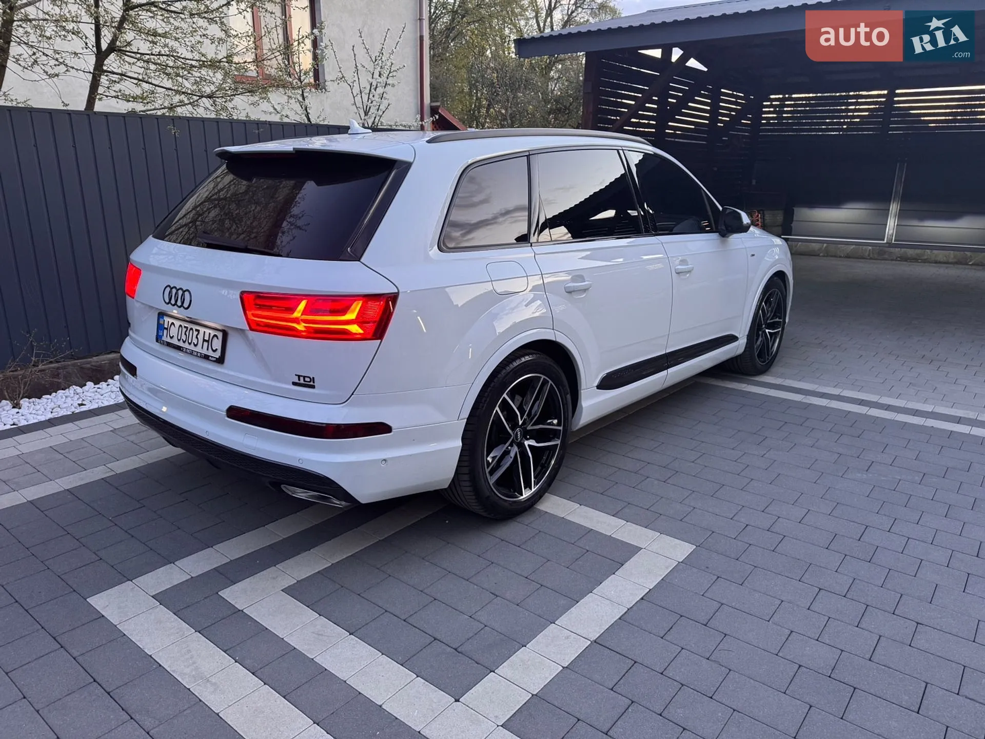 2016 Audi Q7 - мініатюра 4