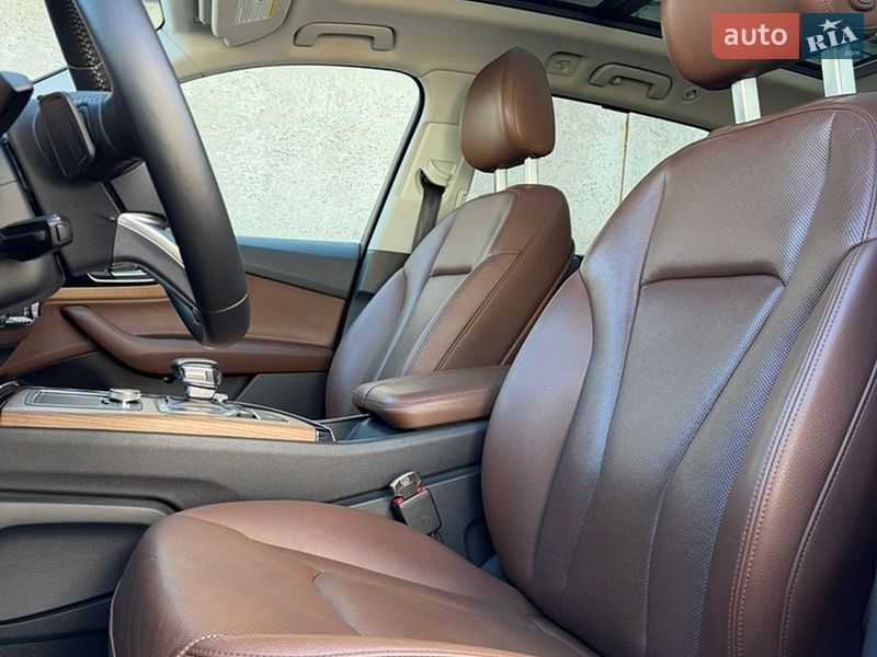 Внедорожник / Кроссовер Audi Q7 2017 в Киеве