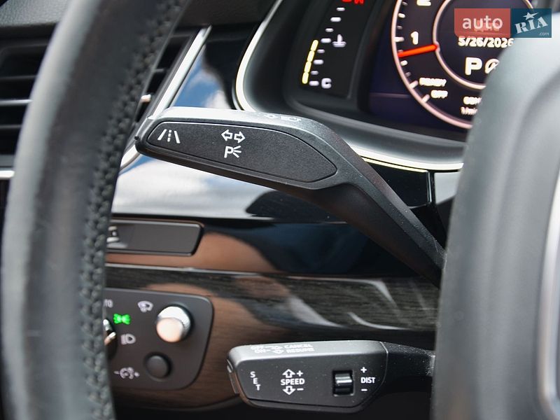 Внедорожник / Кроссовер Audi Q7 2015 в Киеве