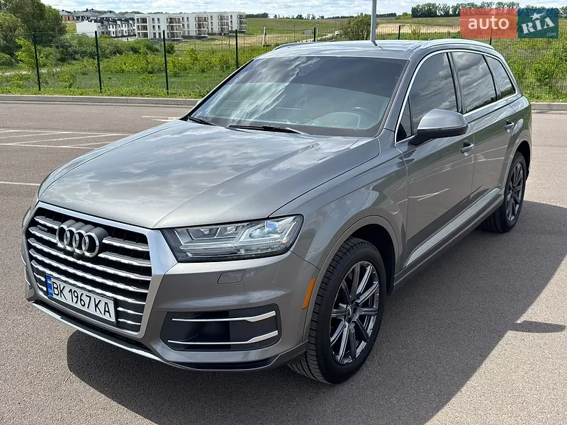 Audi Q7 2016 VIN WA1LAAF70HD037682 фото оголошення 26 з 72