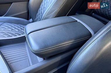 Позашляховик / Кросовер Audi Q7 2017 в Рівному